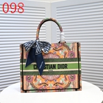 偽物ディオールバッグ